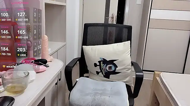 JackieBell's cam snapshot