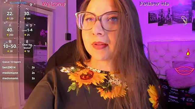 Roxxanne_Bail's cam snapshot