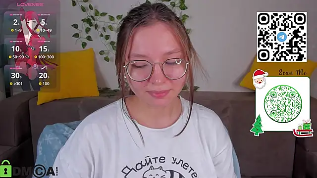 Nuura_Moore's cam snapshot