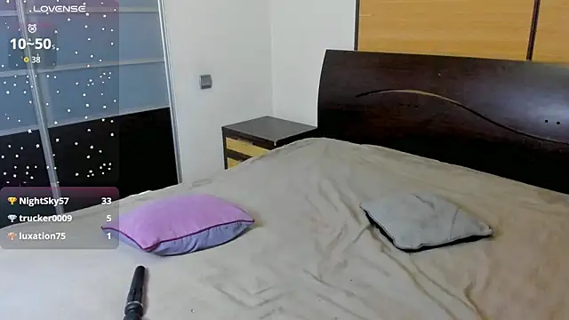 habibi_moon's cam snapshot