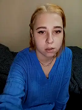 Gussie_Bridie's cam snapshot