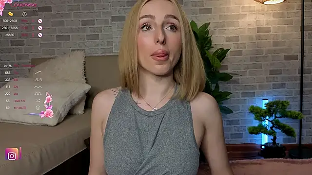 BabyyyLunaX's cam snapshot