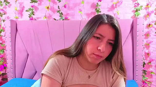 Alyy_Brown's cam snapshot