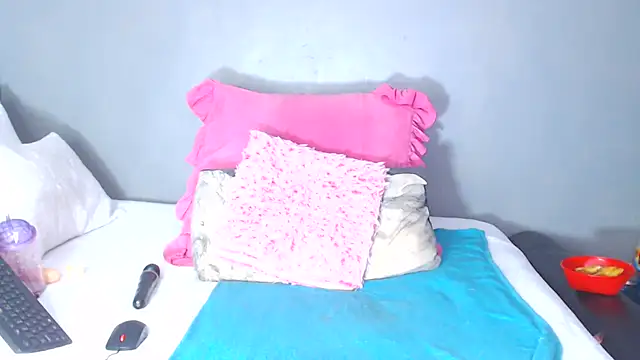 KinkyTall85 live sex cam