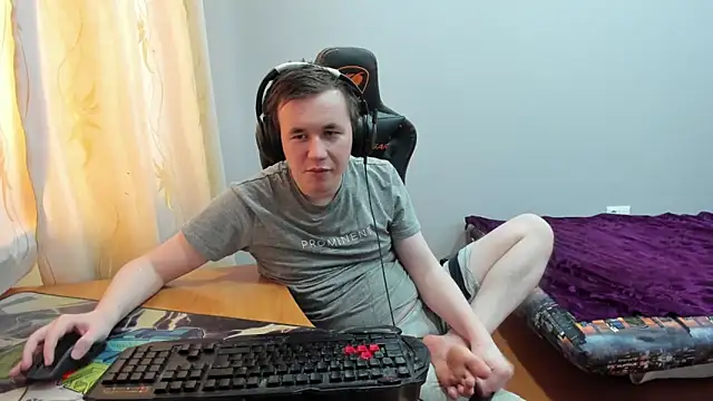 iliaskrislove live sex cam