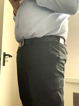 Mike8523 live sex cam