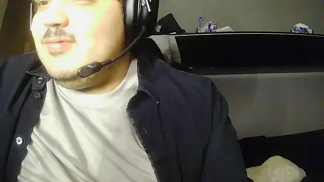 Bebemickey75 live sex cam