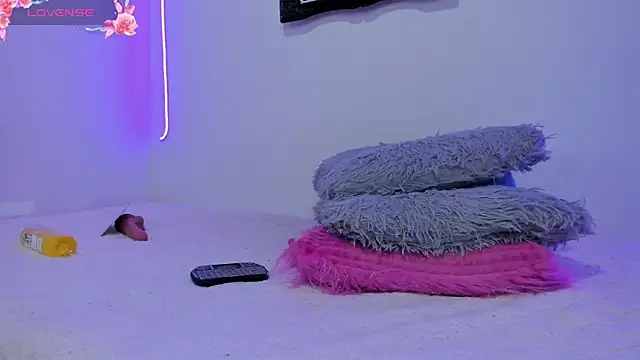 liz_25b's cam snapshot