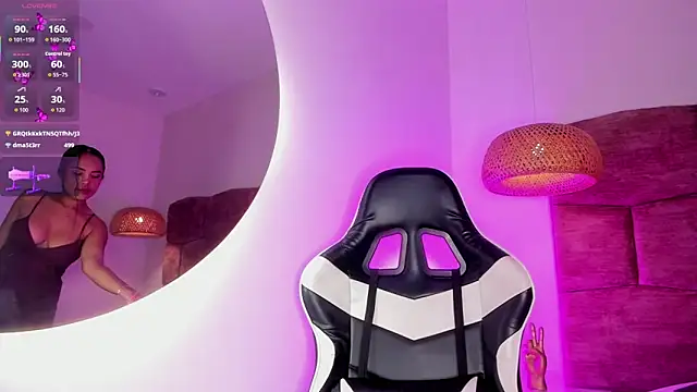 dani_velvet's cam snapshot