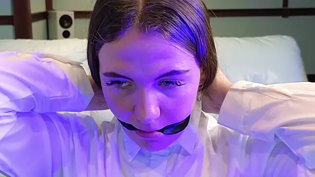 KiraRustle's cam snapshot