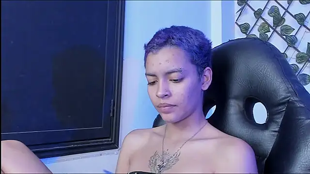 Anny_Kiitty's cam snapshot