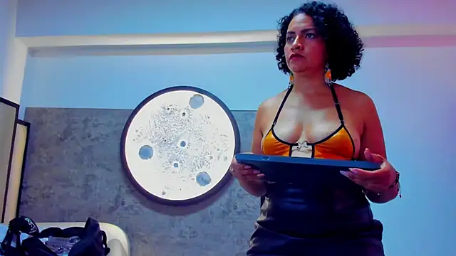 Isabella-Rosssi's cam snapshot