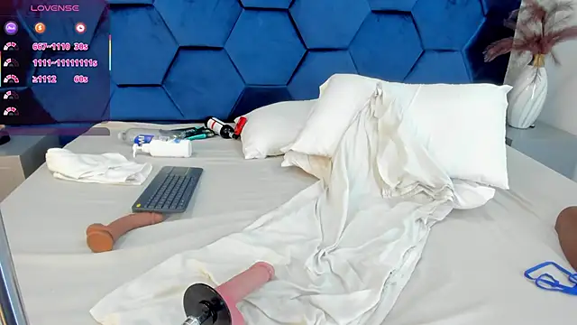 aynararos_1's cam snapshot