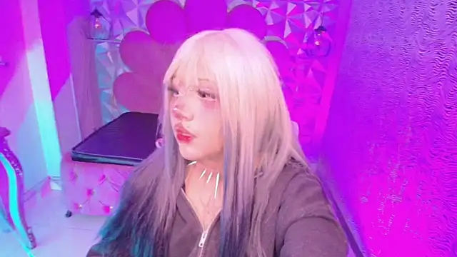 toky_doll's cam snapshot