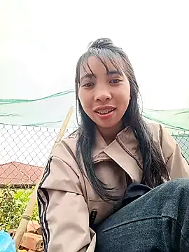 emaame68's cam snapshot