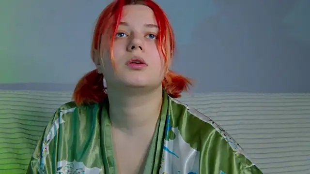 Stella_Swann's cam snapshot