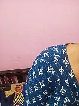 Cute-Simmi's cam snapshot