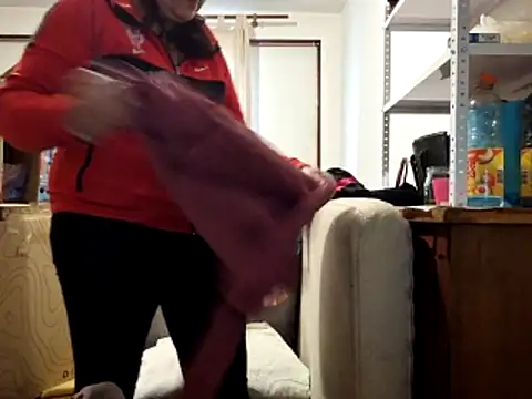 Samantha_Squirt@xh live sex cam