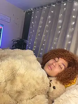 Chloe_Celeste live sex cam