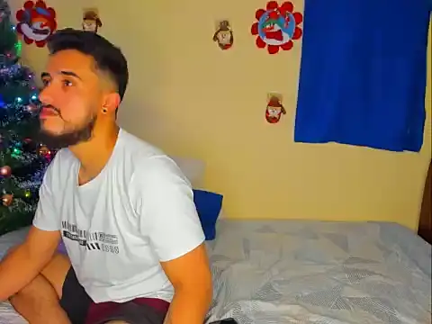 astredad2025's cam snapshot