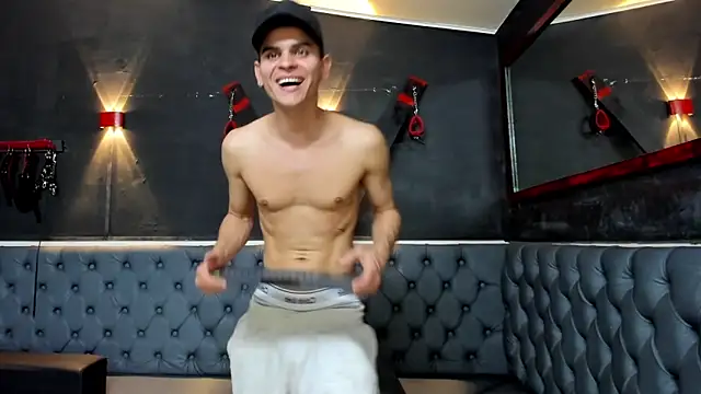 liam_coleman25's cam snapshot