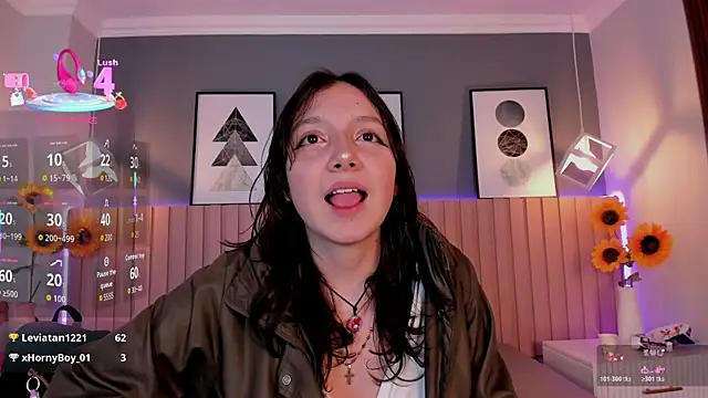 Nina_Ford's cam snapshot