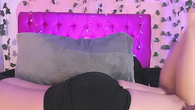 Natasha_Nassty_'s cam snapshot