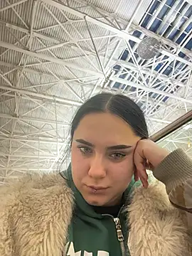 ErikaMurr's cam snapshot