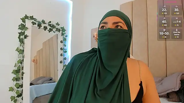 _naylaa_'s cam snapshot