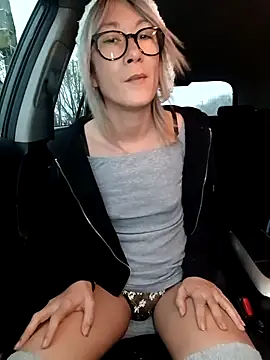 Timide_girl17 live sex cam