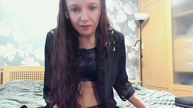 OliviaMuur's cam snapshot