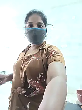 MaaliiiPonuTamil's cam snapshot