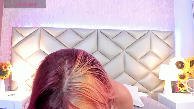 dafnne_hall's cam snapshot