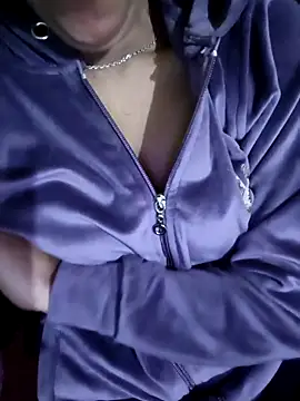 Eshwari_Chopra's cam snapshot