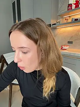 Nura_n_Sarah's cam snapshot