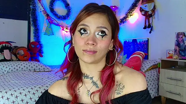 alisson_zafiro_'s cam snapshot