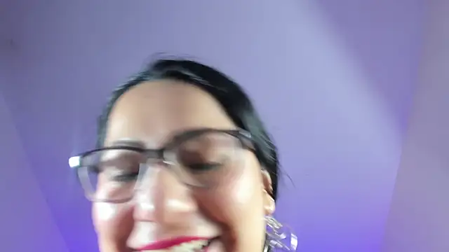 tamara_rouse1's cam snapshot