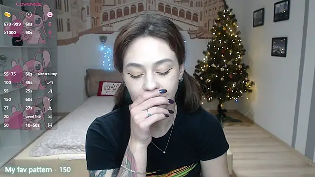 Miss_Fortuna's cam snapshot