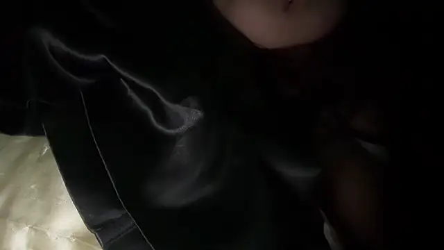 tinydaisy21's cam snapshot