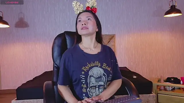 Cloe16_'s cam snapshot