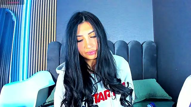 Nicolette_ks_'s cam snapshot