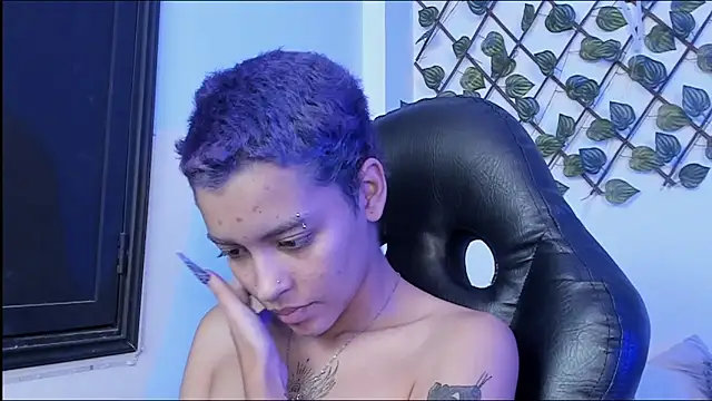 Anny_Kiitty's cam snapshot