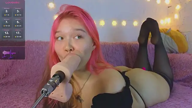 May_aster's cam snapshot