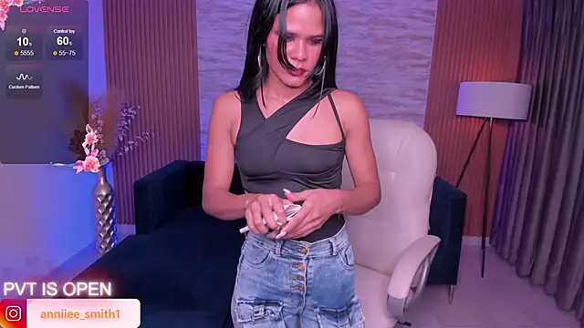 anniie_smith's cam snapshot