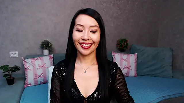 LiaPak's cam snapshot