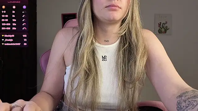 Veronika__Winslow_'s cam snapshot