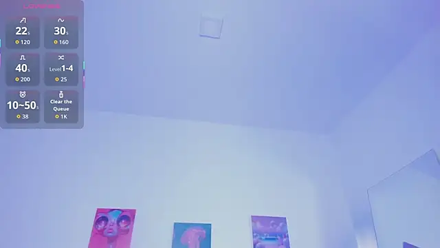 tyra_bankss_'s cam snapshot