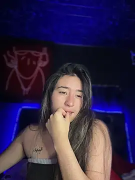 Sophie_LS's cam snapshot