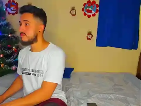 astredad2025's cam snapshot