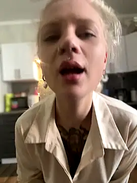 TeaseKitten-'s cam snapshot